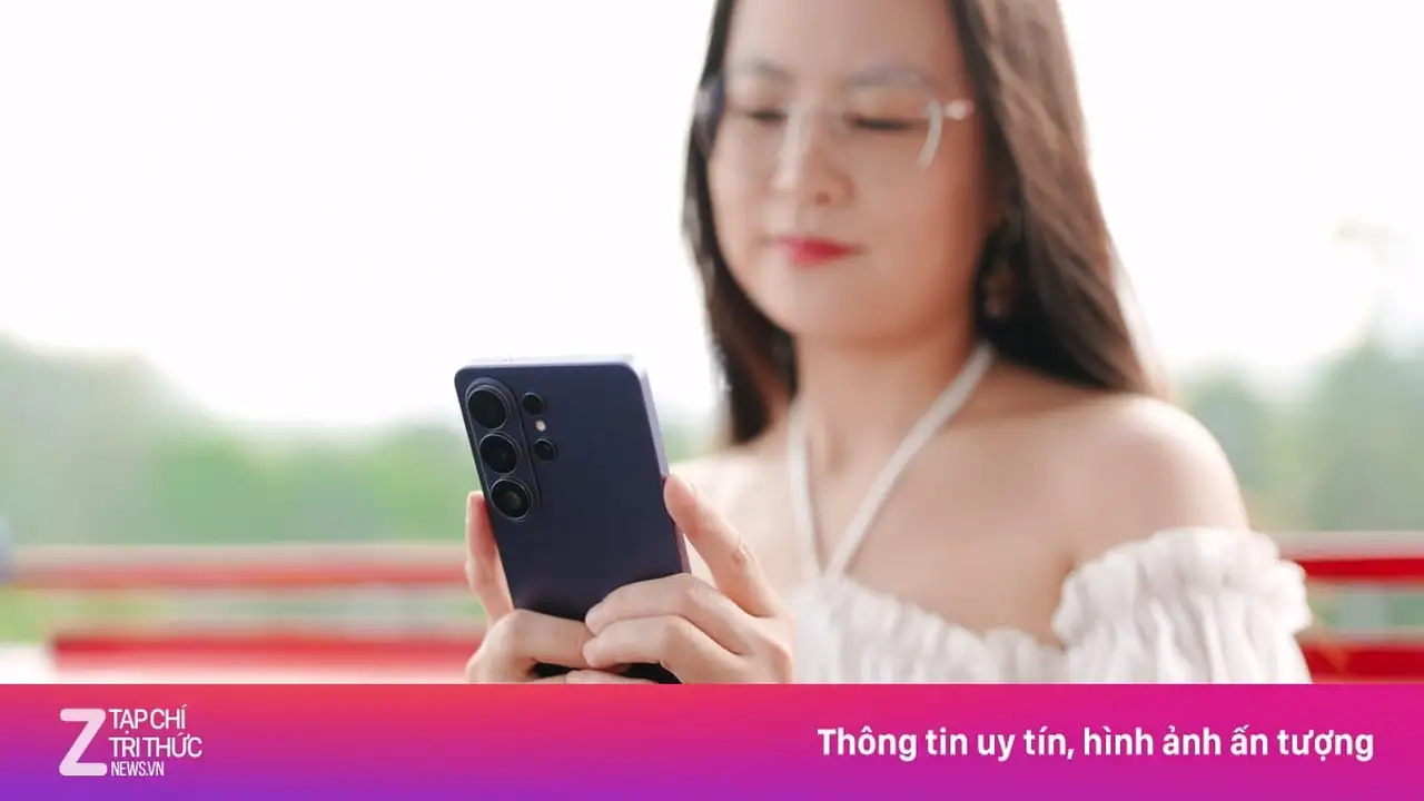 انطباعات موظف مكتبي حول قدرات الذكاء الاصطناعي في هاتف S26 ألترا الجديد